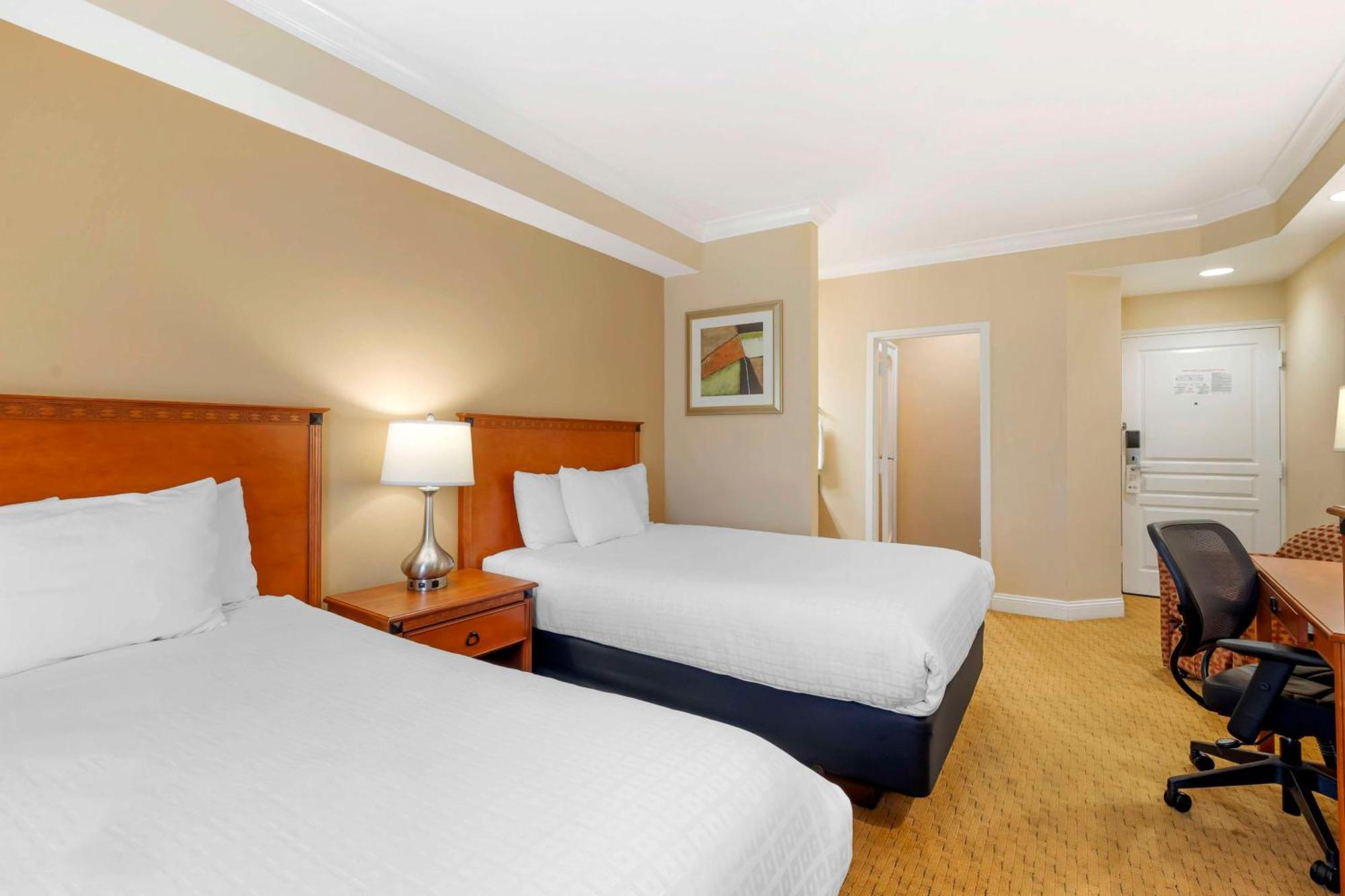 Best Western Plus Kingsland Esterno foto